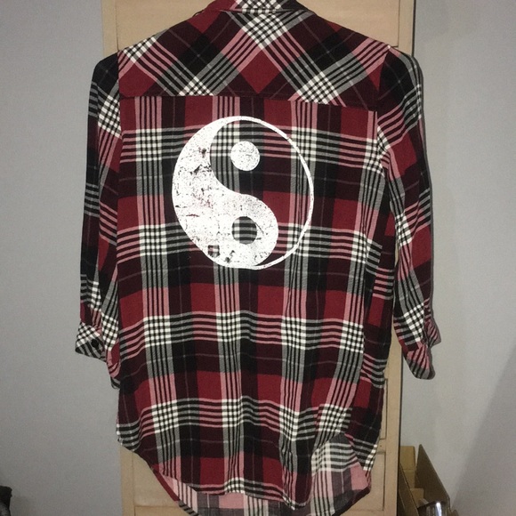 Yin Yang Grunge Flannel - Picture 2 of 3
